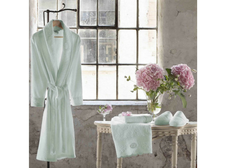 Набор женский Antoinette, халат, полотенце и тапочки махровый / Tivolyo Home