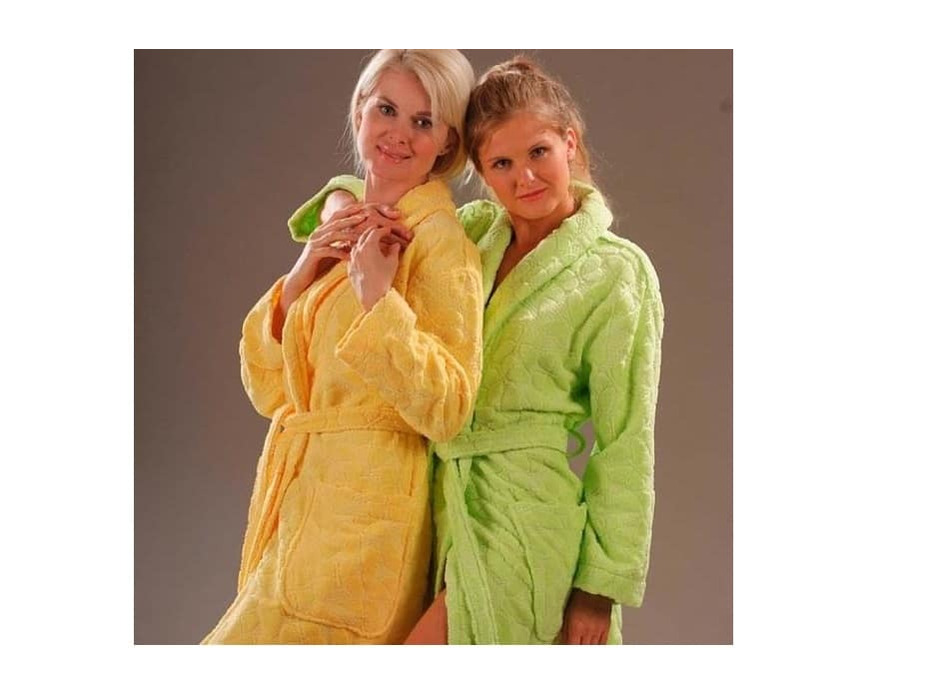 Халат женский Butterfly велюровый / Buddemeyer