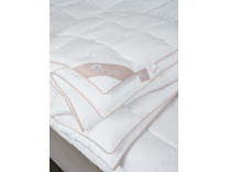 Одеяло Dream Soft синтетическое волокно 195*215 / Arya