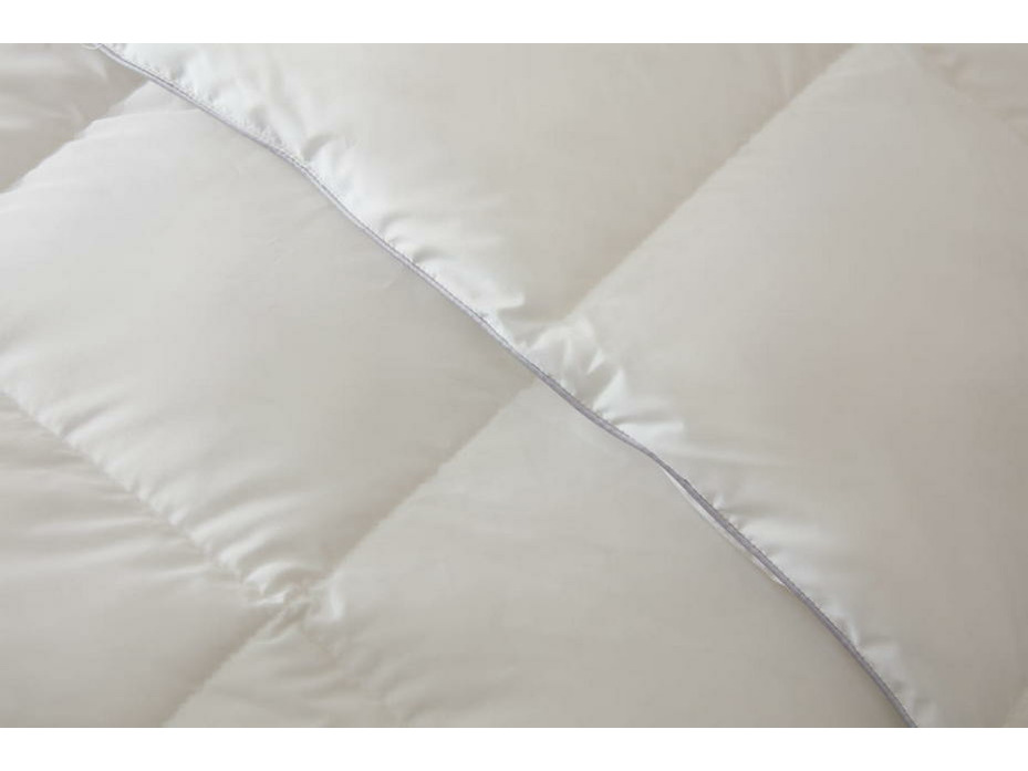 Одеяло Airloft синтетическое волокно 155*215 / Arya