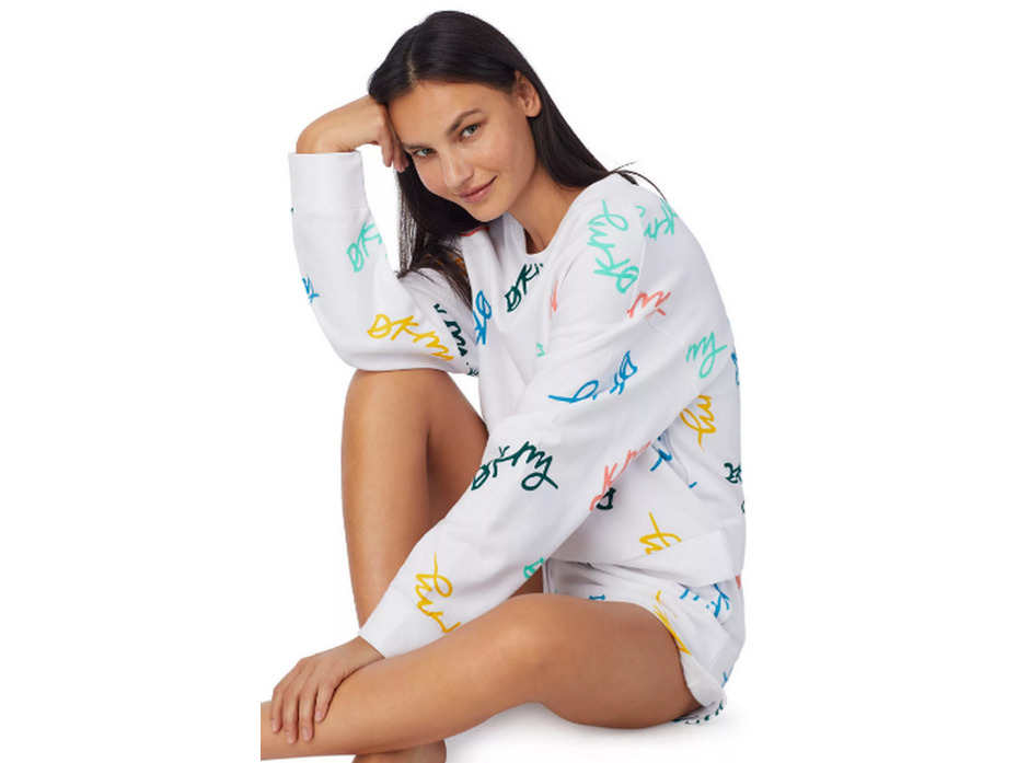 Костюм женский, лонгслив и шорты YI90002 Seasonal shift / DKNY