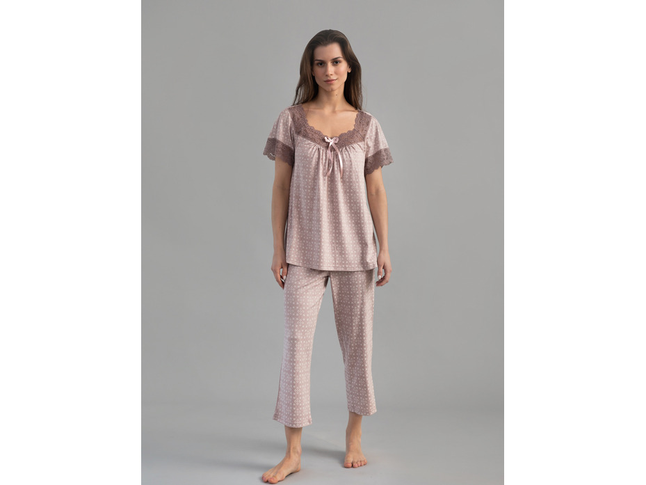 Пижама женская, футболка и капри 636/ 548 / Дюма Пижама женская, футболка и капри 636/ 548 / Дюма