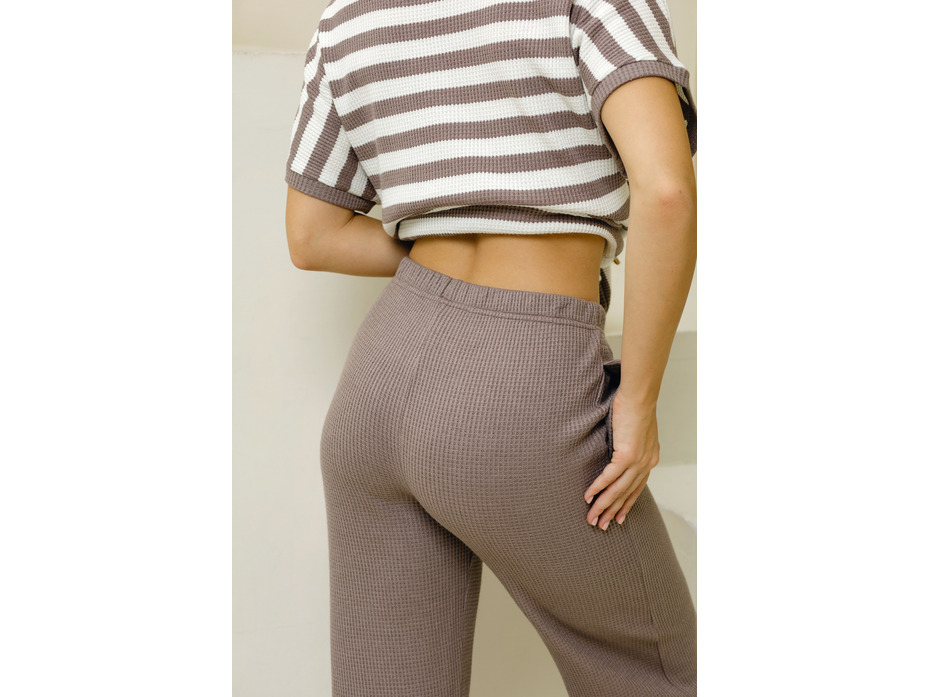 Костюм женский, футболка и брюки 1672/ 1567 / Дюма Костюм женский, футболка и брюки 1672/ 1567 / Дюма