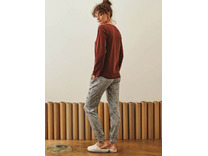 Пижама женская, лонгслив и брюки 27447 Popcorn / Hays Пижама женская, лонгслив и брюки 27447 Popcorn / Hays