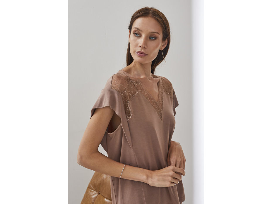 Топ женский 51967-1 с кружевом / Laete Топ женский 51967-1 с кружевом / Laete