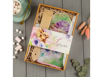 Набор кухонный 4654922 С 8 Марта (варежка-прихватка, деревянная лопатка) / Доляна