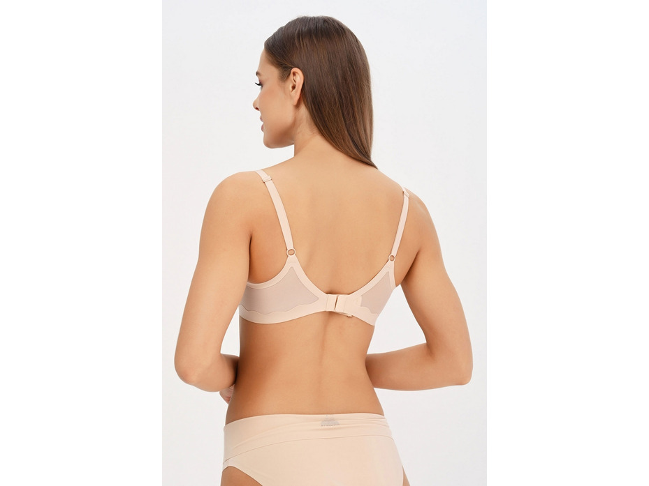 Бюстгальтер C10M10 Pure light / Chantelle