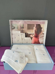 Полотенце Reve de papillon махровые (30*50, 50*100, 85*150) / Maison Dor