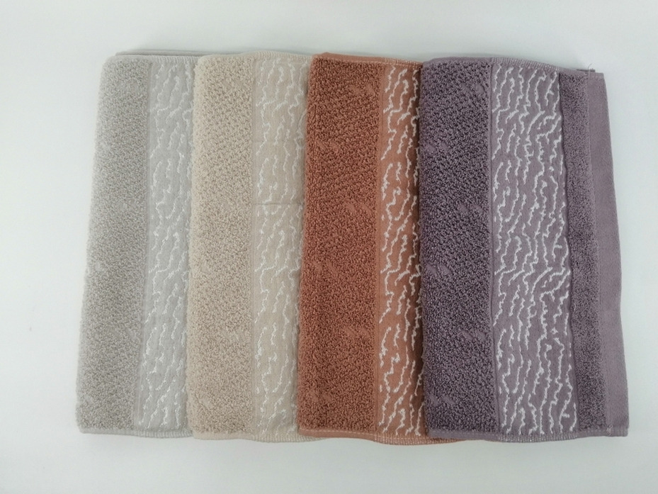 Полотенце 3004356 Штрихи махровое 34*75 / 7-я