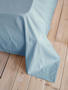 Простыня 213KL- 15-4005 ярко-голубой сатин однотонный 240*260 / Tia