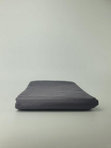 Простыня KL-7(J)(703) сатин страйп мокрый асфальт 240*260 / Tia