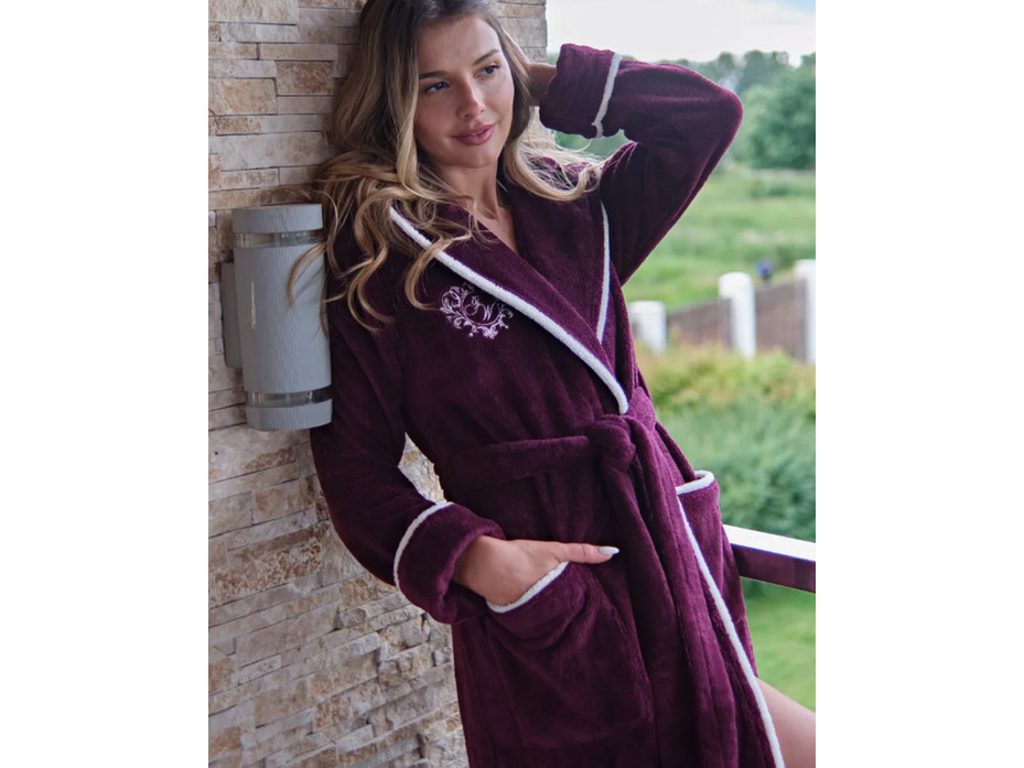 Халат женский Juliette бамбуковый с капюшоном / Vien