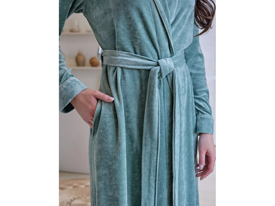 Халат женский Laura велюровый / Vien