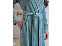 Халат женский Laura велюровый / Vien