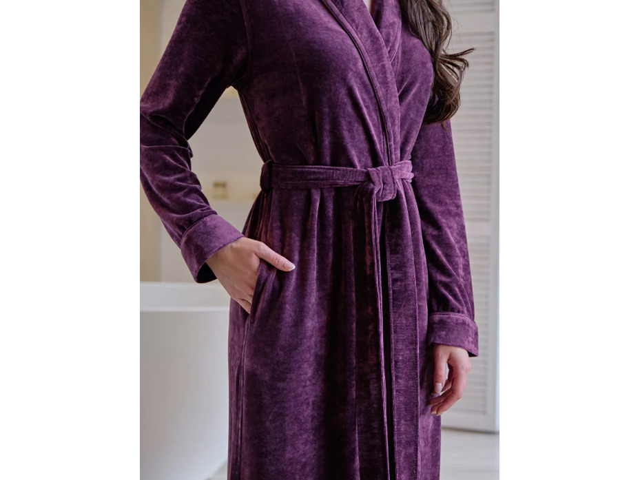 Халат женский Laura велюровый / Vien