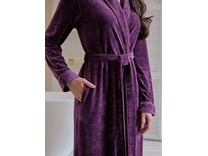 Халат женский Laura велюровый / Vien