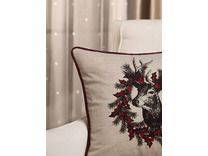 Наволочка декоративная Pine Wreath Олень полиэстер 45*45 / Arya