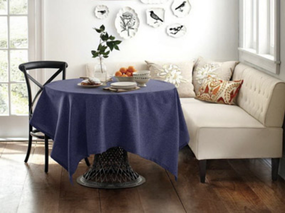 Скатерть Волшебная ночь однотонная 165*200 / Нордтэкс