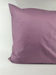 Наволочка KL-4(013) черничный сатин страйп 70*70 / Tia