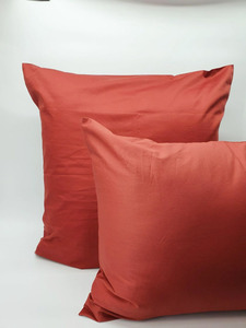 Наволочка 213KL-102 винный сатин однотонный 70*70 / Tia