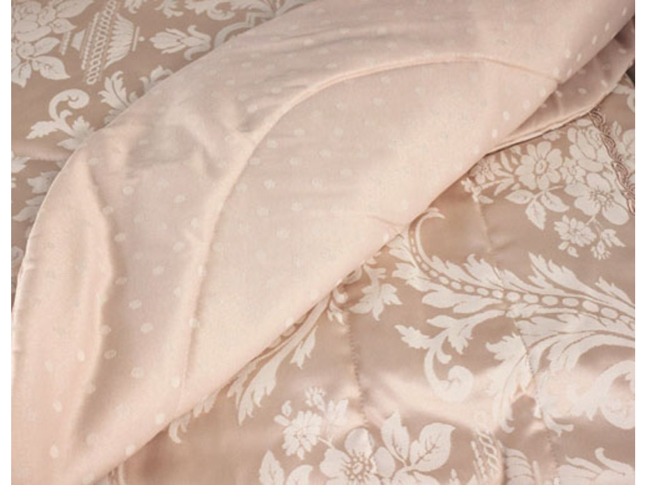 Покрывало с наволочками Audree жаккардовое 250*260, 50*70 (2 шт), 45*45 (1 шт) / Maison Dor