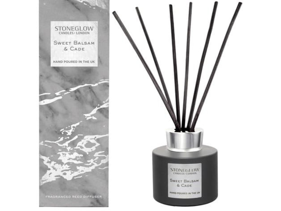 Сладкий бальзам и Кадэ / Диффузор с палочками 120 мл / StoneGlow