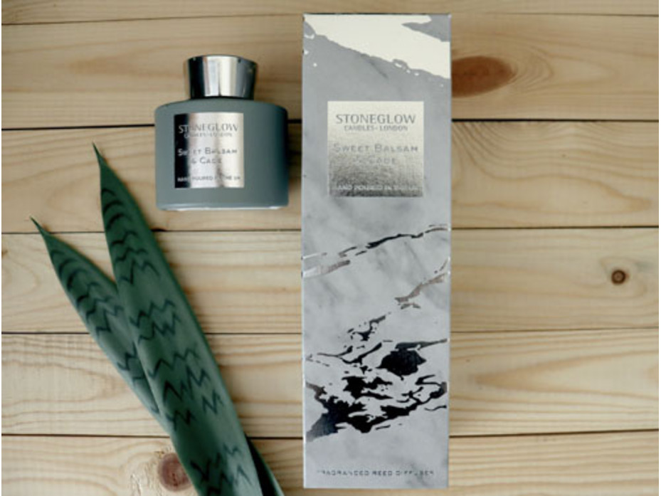 Сладкий бальзам и Кадэ / Диффузор с палочками 120 мл / StoneGlow