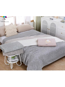 Покрывало 2208449 Вензель махровое 150*200 / 7-я