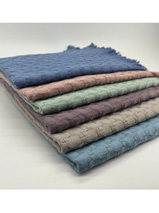 Полотенце 3006150 Однотонное с бахромой 70*140 / 7-я