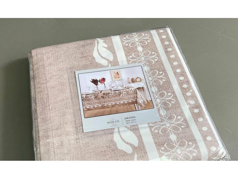Скатерть Amanda полиэстер 160*220 / Maison Dor Скатерть Amanda полиэстер 160*220 / Maison Dor