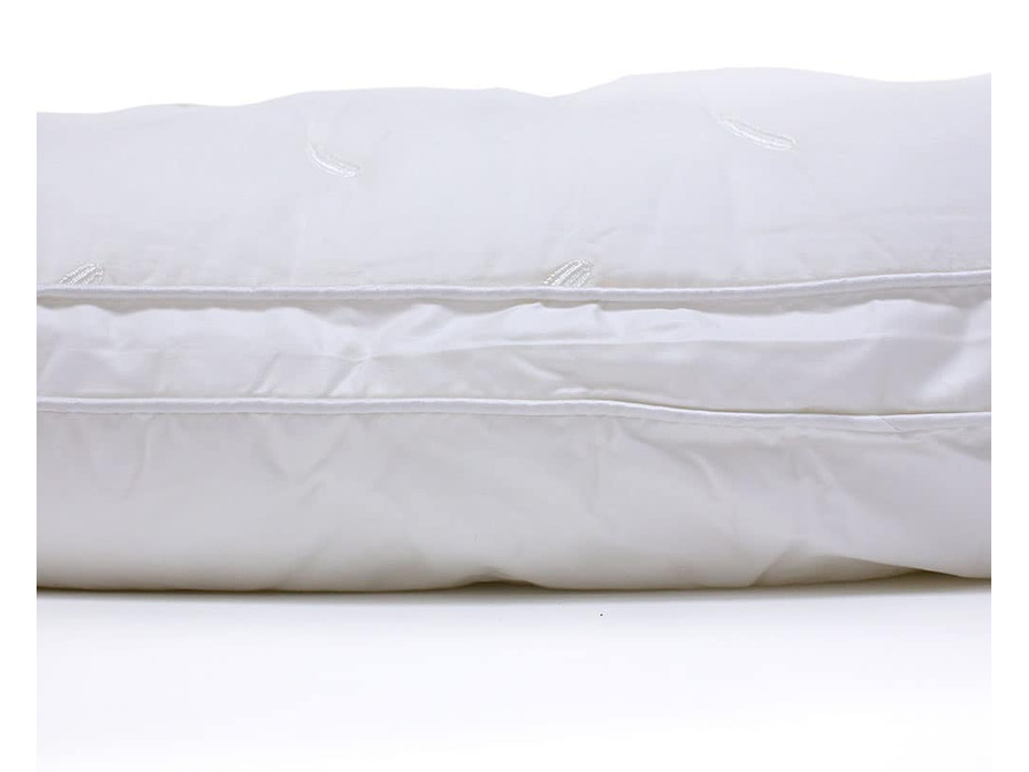 Подушка Антистресс 3D микроволокно 50*70 / Retrouyt