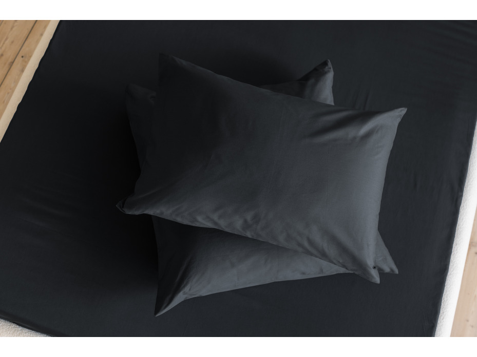 Наволочка KL-5 (007) черный сатин однотонный 50*70 / Tia