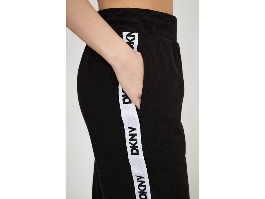 Костюм женский, толстовки и брюки YI90040 New vision, New York Черный / DKNY Костюм женский, толстовки и брюки YI90040 New vision, New York Черный / DKNY