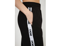 Костюм женский, толстовки и брюки YI90040 New vision, New York Черный / DKNY Костюм женский, толстовки и брюки YI90040 New vision, New York Черный / DKNY