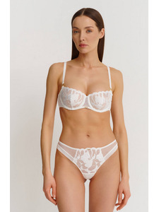 Бюстгальтер C12Q50 Fleurs Signature / Chantelle