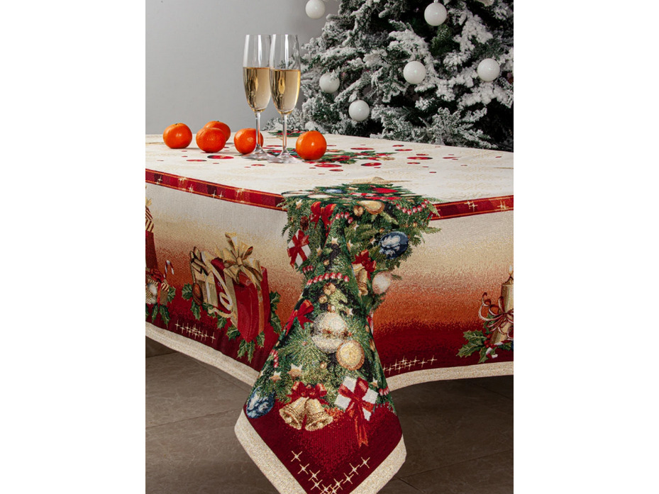 Скатерть 0135 Новогодняя красавица полиэстер 140*260 / Le Gobelin