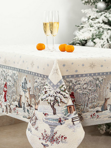 Скатерть 01606 Лесные друзья у кормушки гобелен 140*140 / Le Gobelin