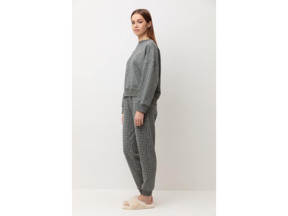 Костюм женский, джемпер и брюки E 20202 / Very Neat