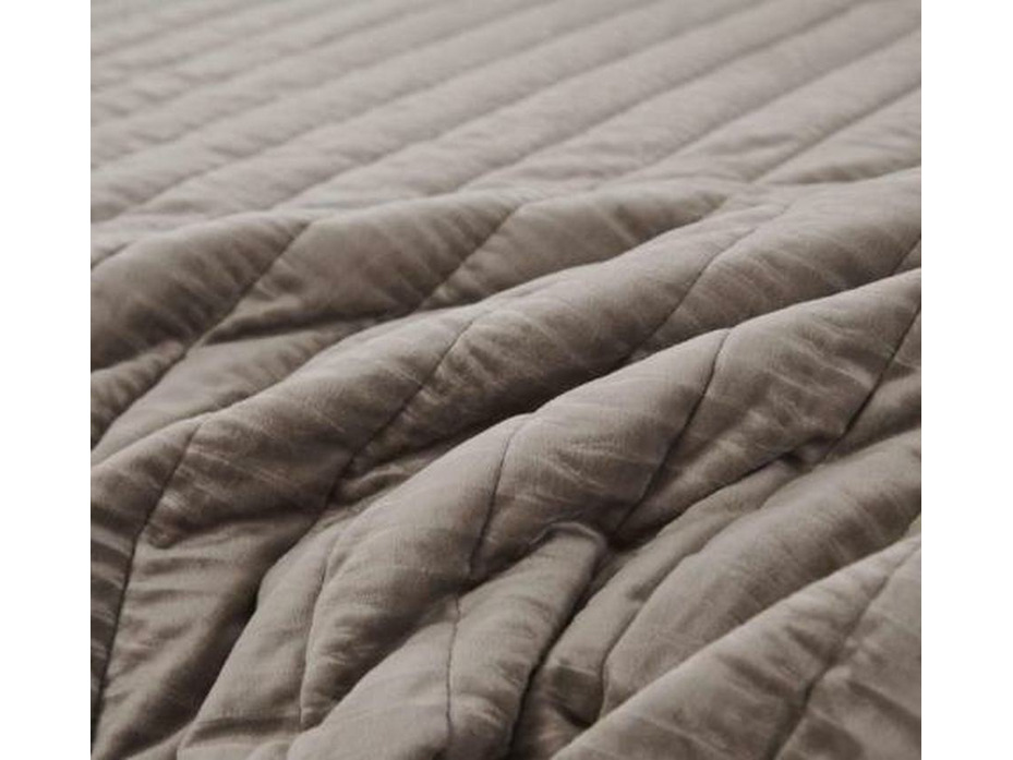 Покрывало с наволочками Фердинанд велюровое 240*260, 50*70 (2шт) / Sofi de Marko