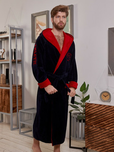 Халат мужской Athletic бамбуковый короткий с капюшоном / Vien Халат мужской Athletic бамбуковый короткий с капюшоном / Vien