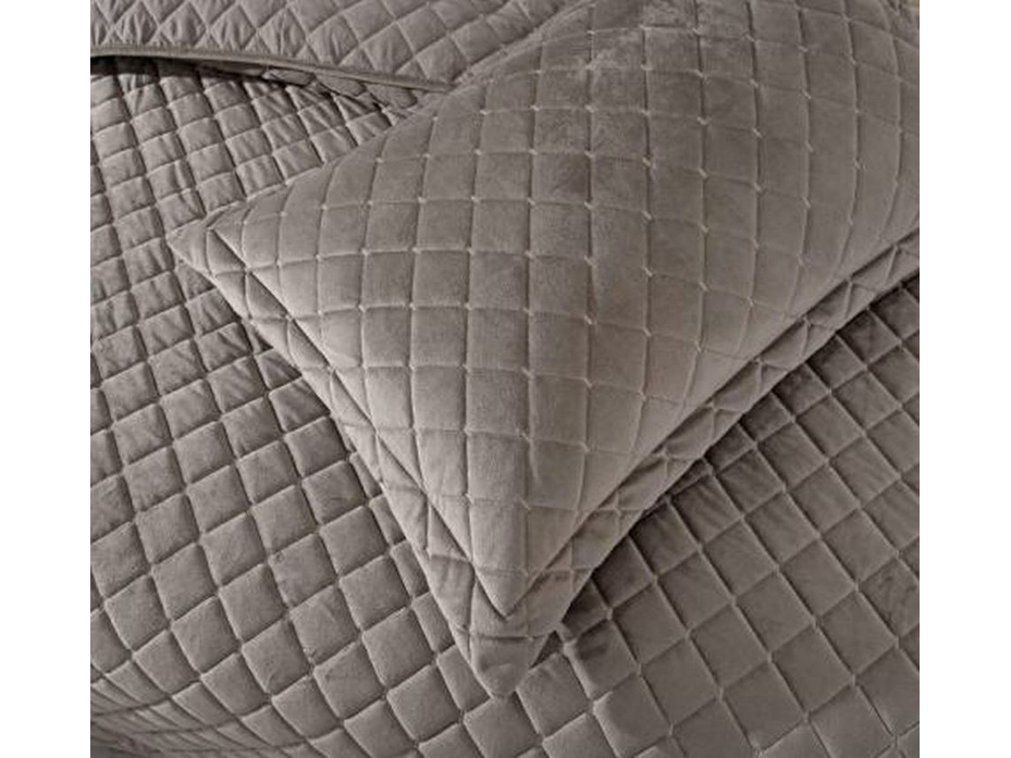 Покрывало с наволочками Натаниэль велюровое 240*260, 50*70 (2шт) / Sofi de Marko