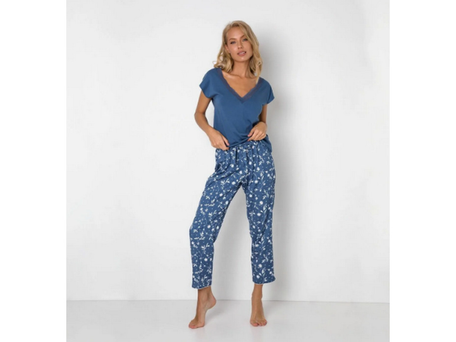 Костюм женский, футболка и брюки Felicity / Aruelle Костюм женский, футболка и брюки Felicity / Aruelle