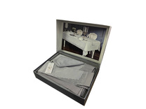 Столовый набор Diamonds хлопковый (скатерть 150*320, раннер 140*40, салфетки 40*40 10 шт) / Maison Dor Столовый набор Diamonds хлопковый (скатерть 150*320, раннер 140*40, салфетки 40*40 10 шт) / Maison Dor