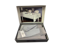 Столовый набор Diamonds хлопковый (скатерть 150*320, раннер 140*40, салфетки 40*40 10 шт) / Maison Dor Столовый набор Diamonds хлопковый (скатерть 150*320, раннер 140*40, салфетки 40*40 10 шт) / Maison Dor