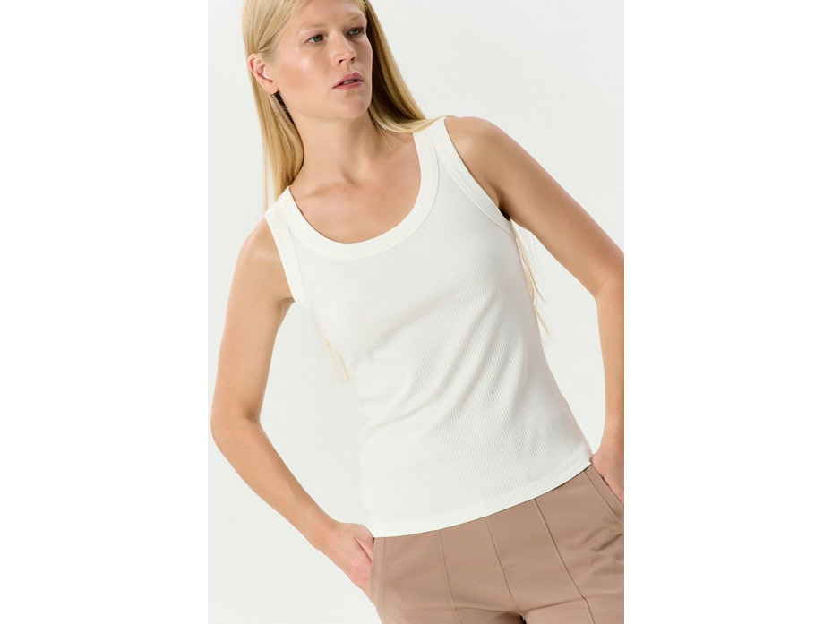 Майка женская 101133 Молочный / Petit Pas