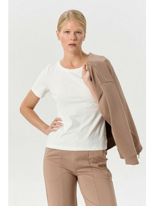 Футболка женская 101153 Молочный / Petit Pas