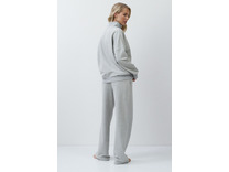 Костюм женский, толстовка и брюки Avy set / Aruelle