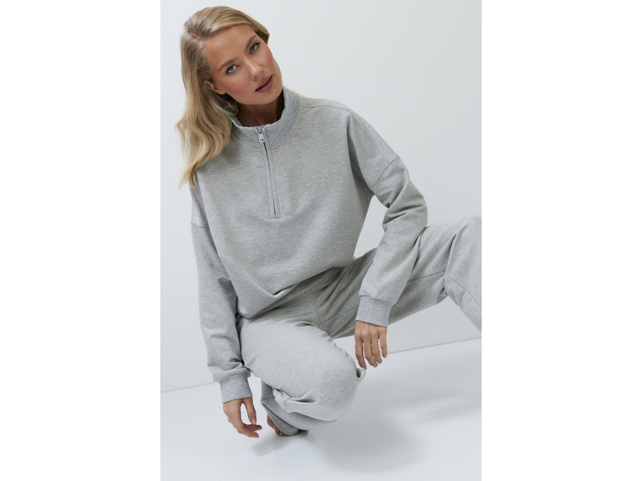 Костюм женский, толстовка и брюки Avy set / Aruelle