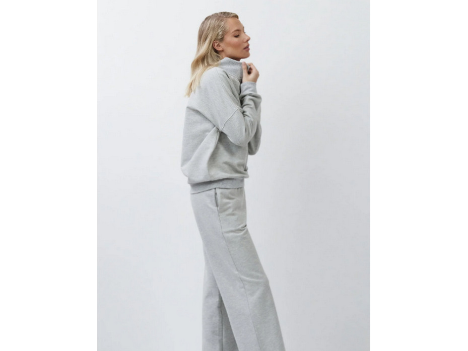 Костюм женский, толстовка и брюки Avy set / Aruelle