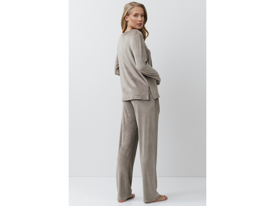 Пижама женская, лонгслив и брюки Capucino set soft / Aruelle